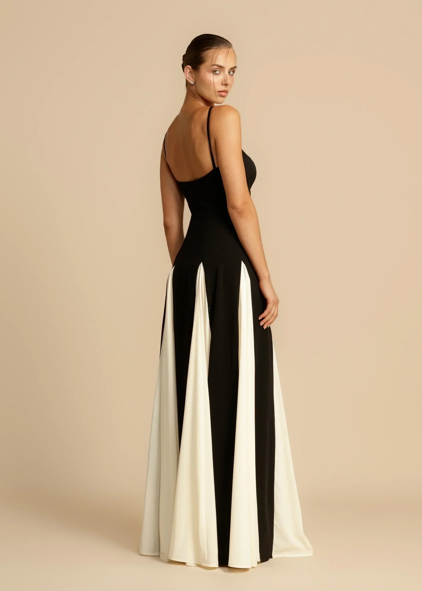 Livia | Flora Elegant Dress