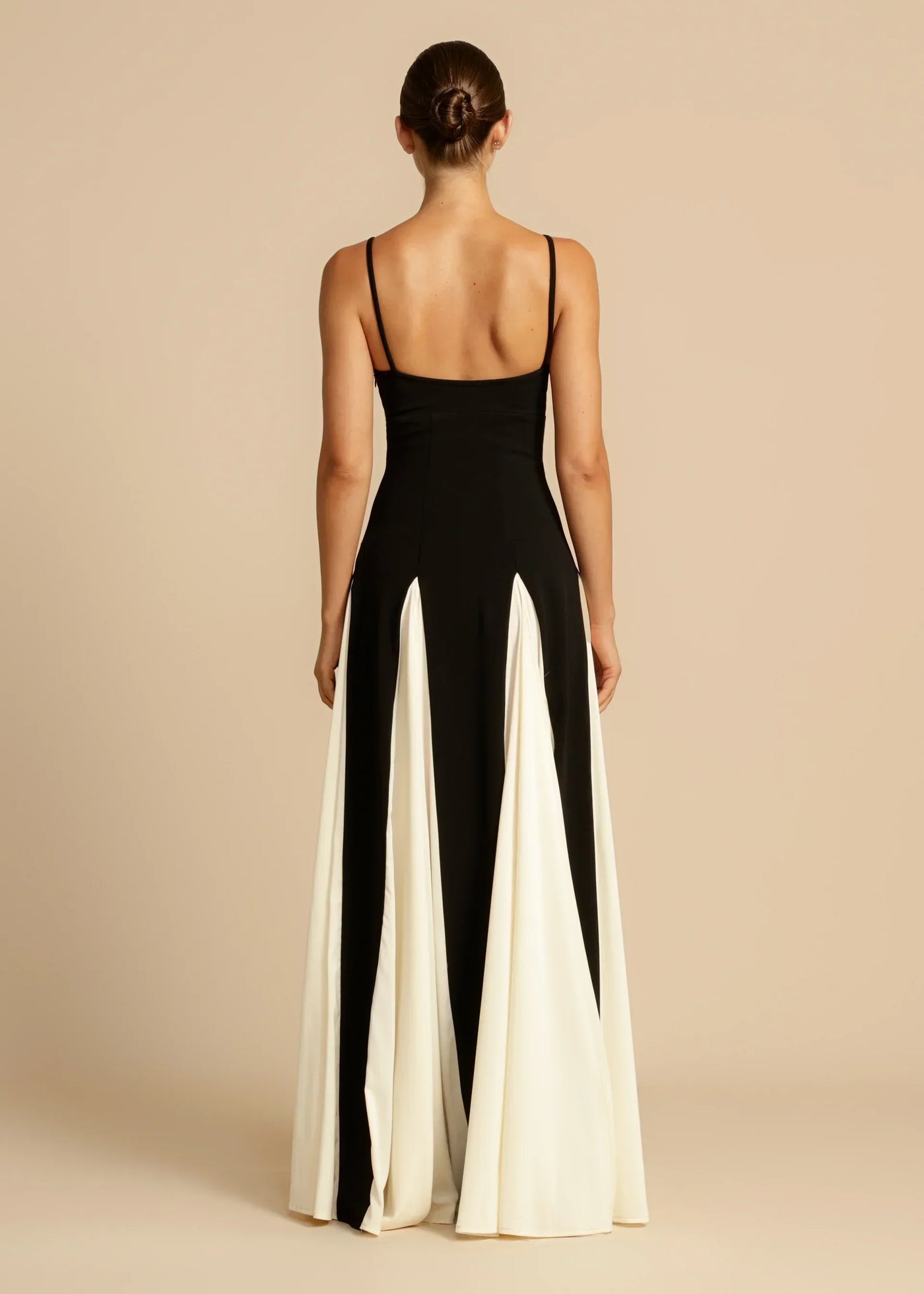 Livia | Flora Elegant Dress